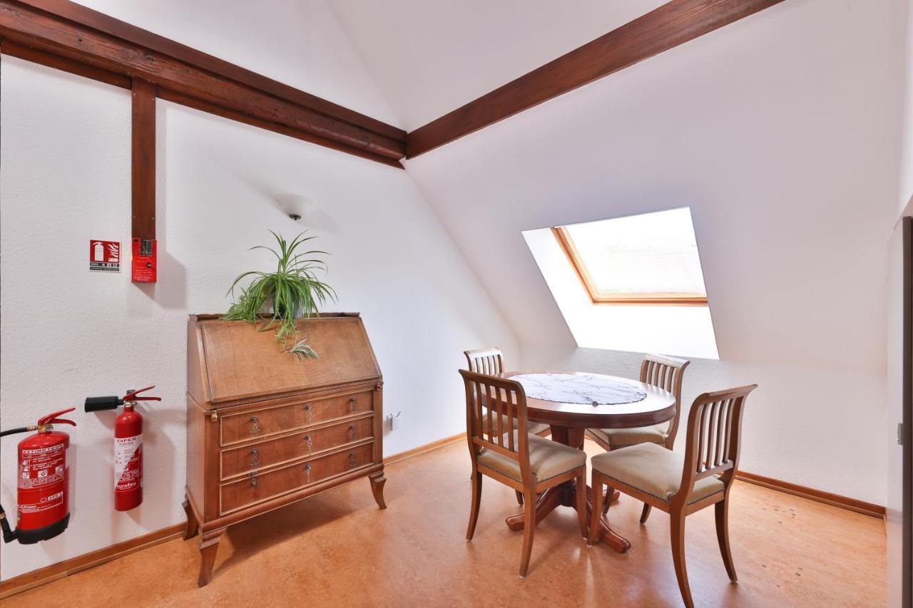 Ancien Presbytere Albert Schweitzer Gunsbach Exteriör bild